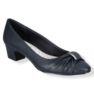 Easy Street Eloise Buckle Pumps Faux Leather Heels Navy 7.5 Narrow NEW